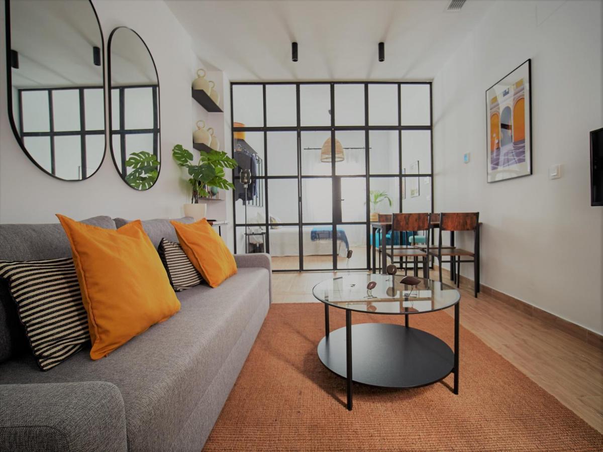 Pelicano Seville Apartments Exteriér fotografie